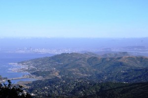 Blick vom Mt. Tamalpais auf San Francisco und Golden Gate Bridge.